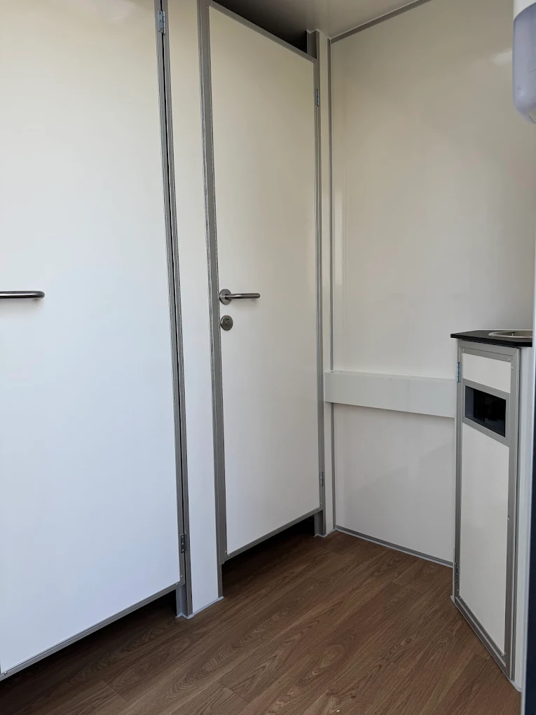 Behinderten WC Toilettenwagen